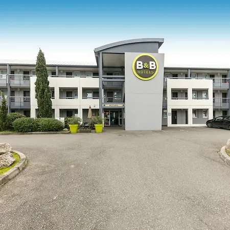 Cite De L'espace Szálloda 2*